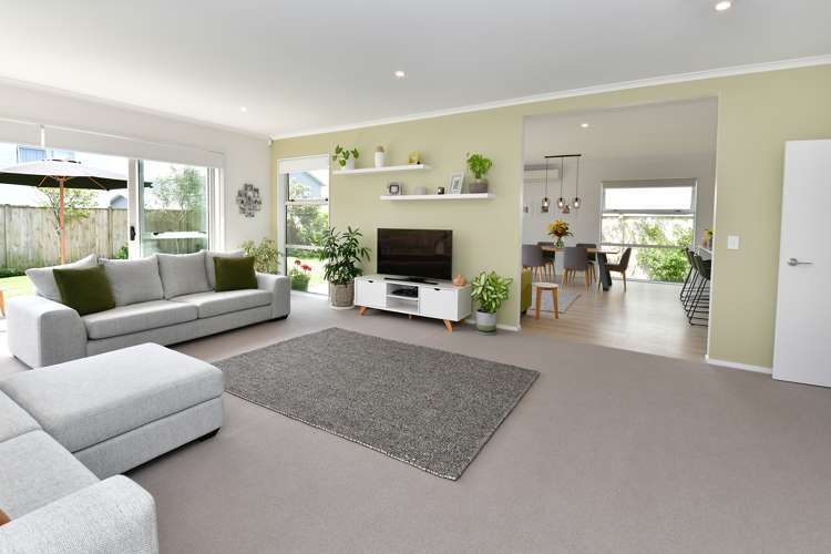 6 Onekura Street Red Beach_7