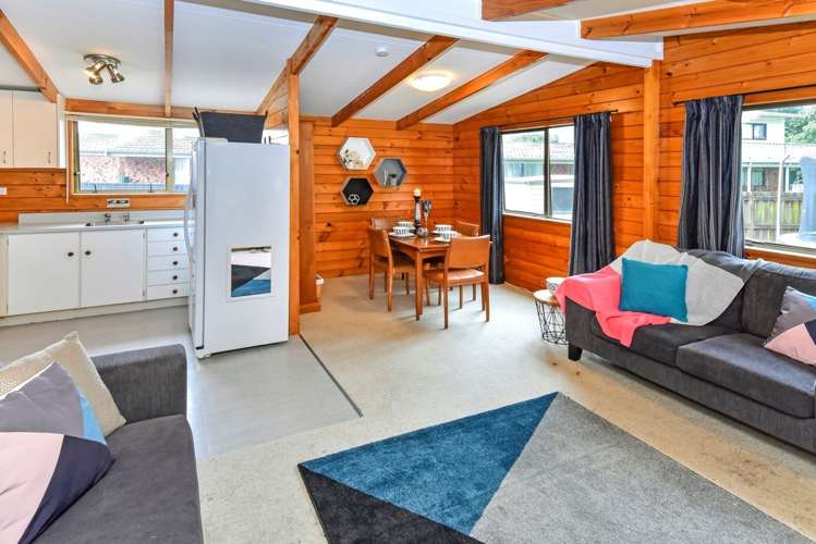 2/28 Oakmont Place Wattle Downs_16