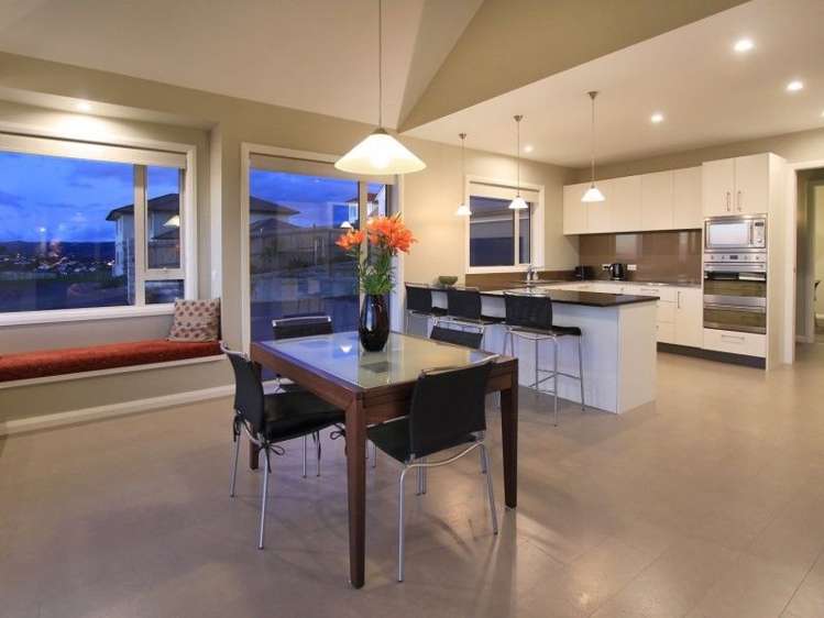 18 Kahurangi Heights Aotea_2