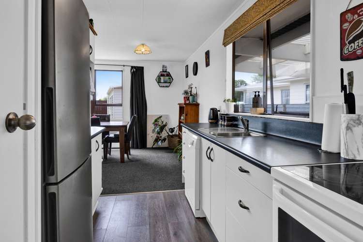 13 Manuka Place Hawera_4