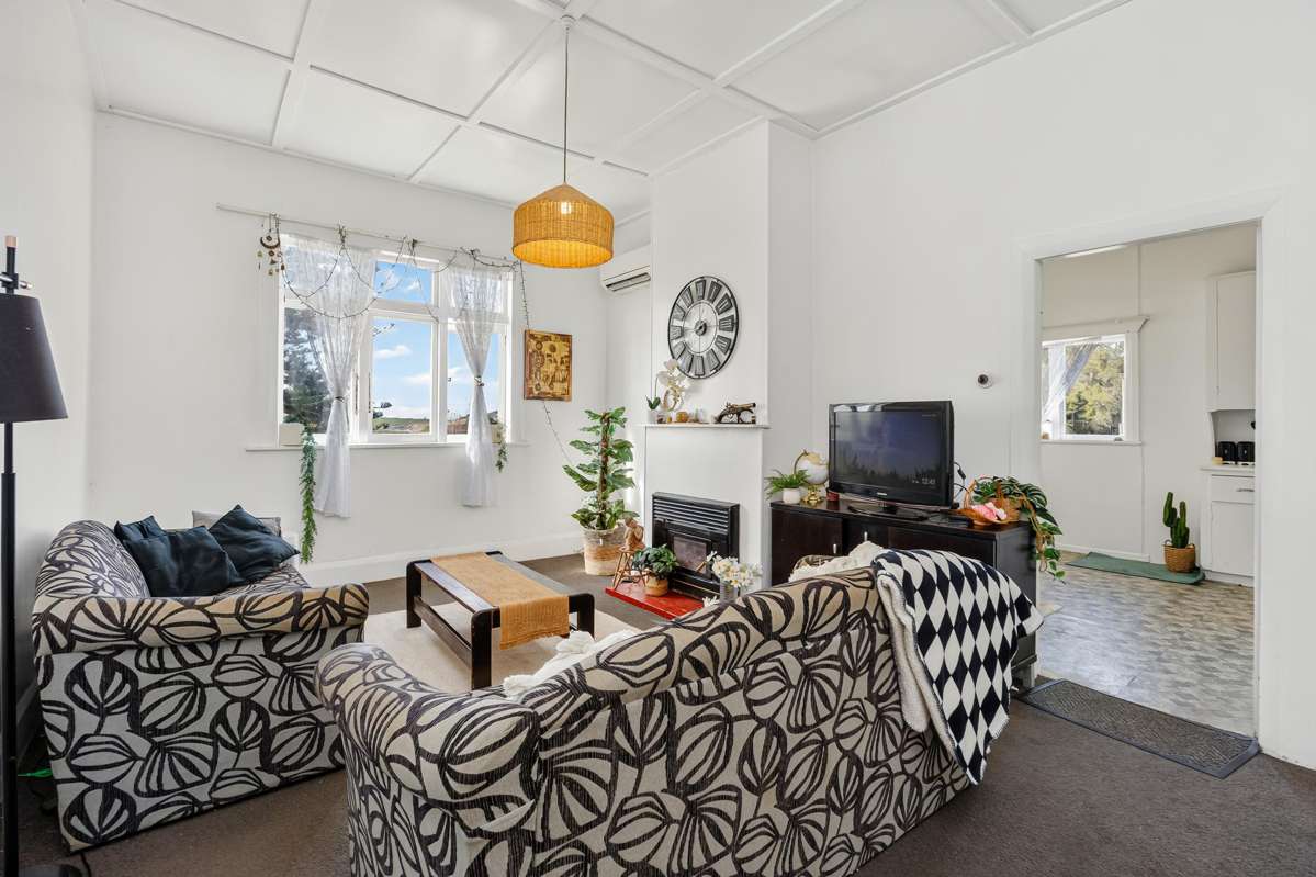 70 Biddle Road_1