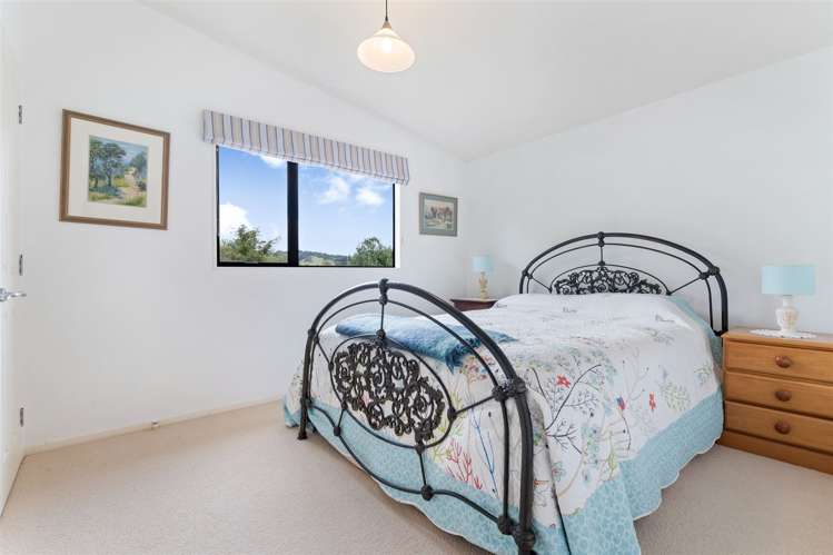 50 Rosella Grove Waimauku_13