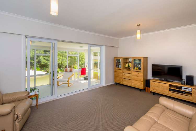 127 Renown Road Raumati South_5