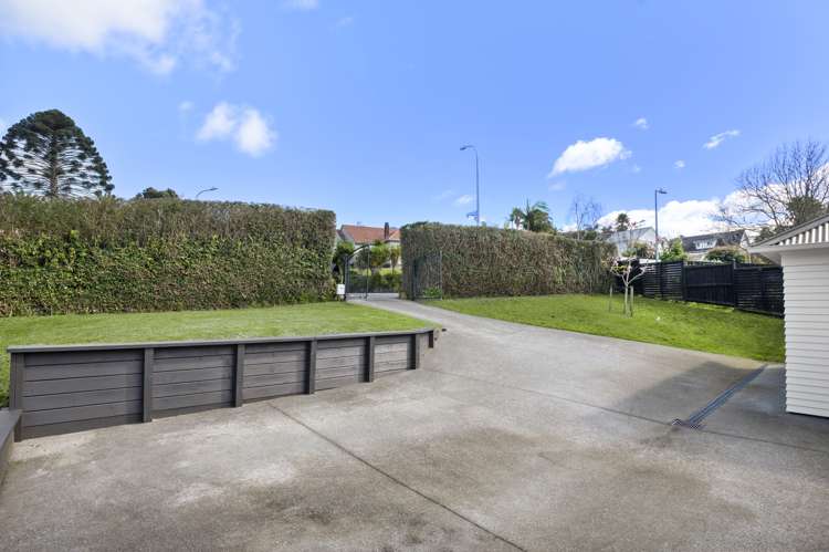 66 Tautari Street Orakei_24