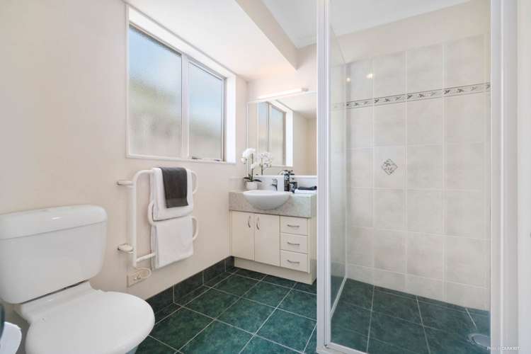 18 Ian Sage Avenue Torbay_9