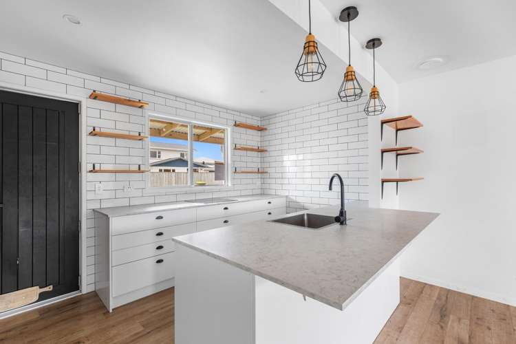 1 Farm Road Waihi Beach_4