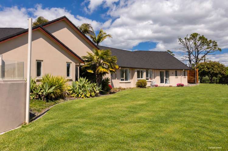 19 Waioroi Place Oropi_12