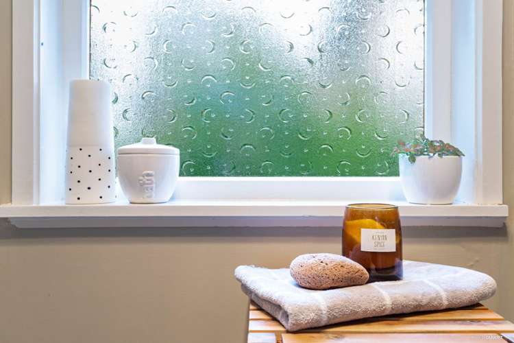 85 Lauderdale Road Birkdale_24