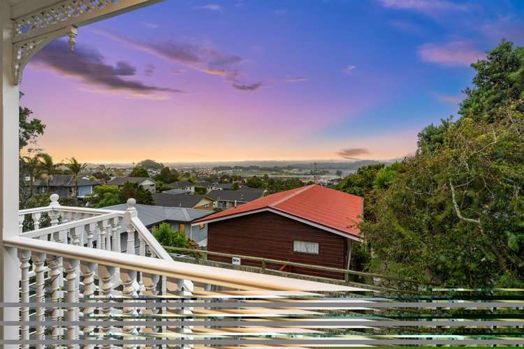 1/148 Sunset Road Unsworth Heights_17