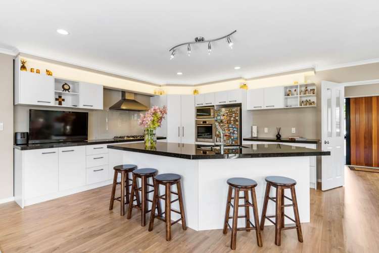 6 Corrofin Drive East Tamaki_10