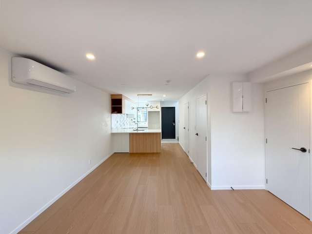6/7 Peverill Crescent 10695_4