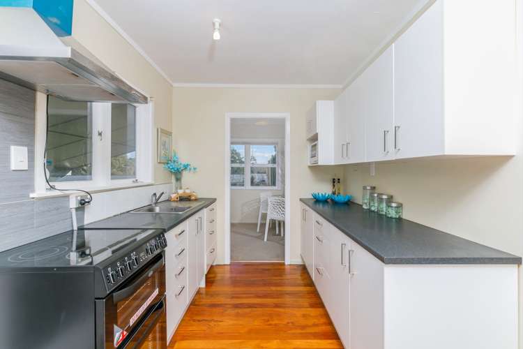 16 Hellyers Street Birkdale_11