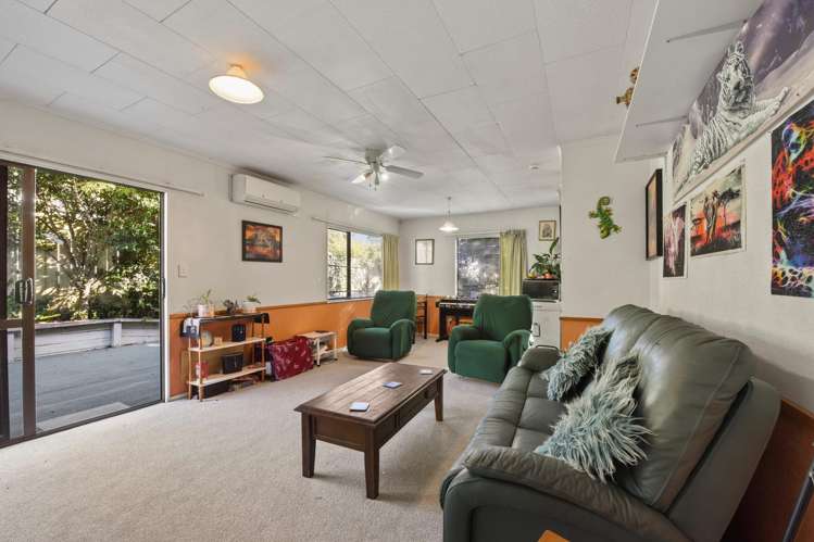 2/220 Waimea Road Bishopdale_0