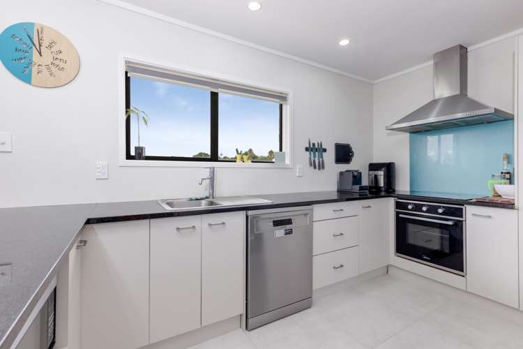 154 Carnoustie Drive Wattle Downs_6