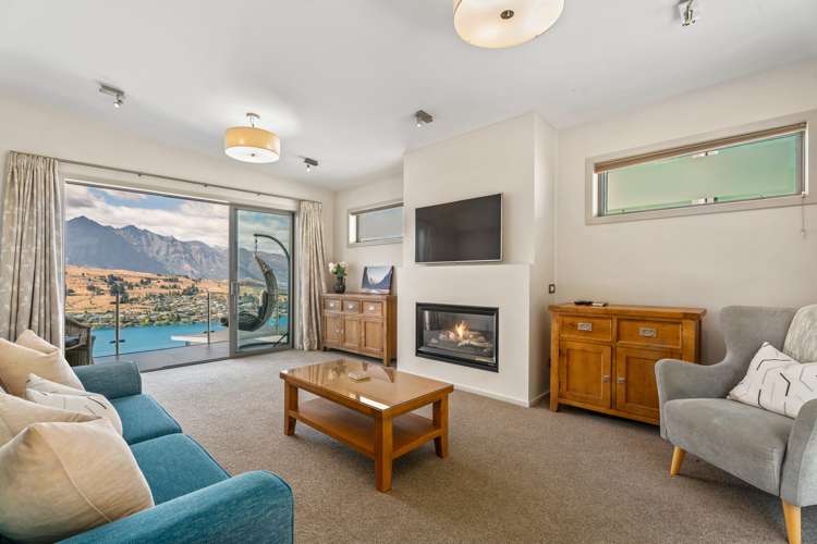 23 Olivers Place Queenstown_7