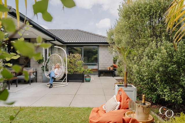 Quietly Established, Lakes Living