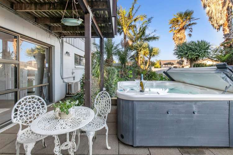 35 St Annes Crescent Wattle Downs_17