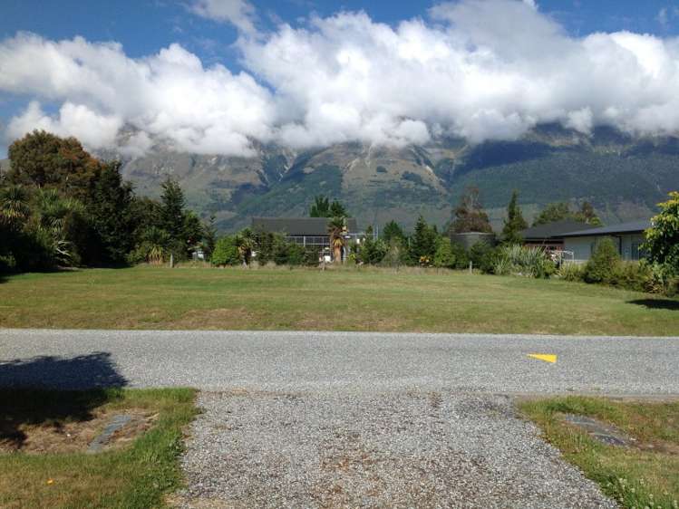 10 Pigeon Place Glenorchy_12