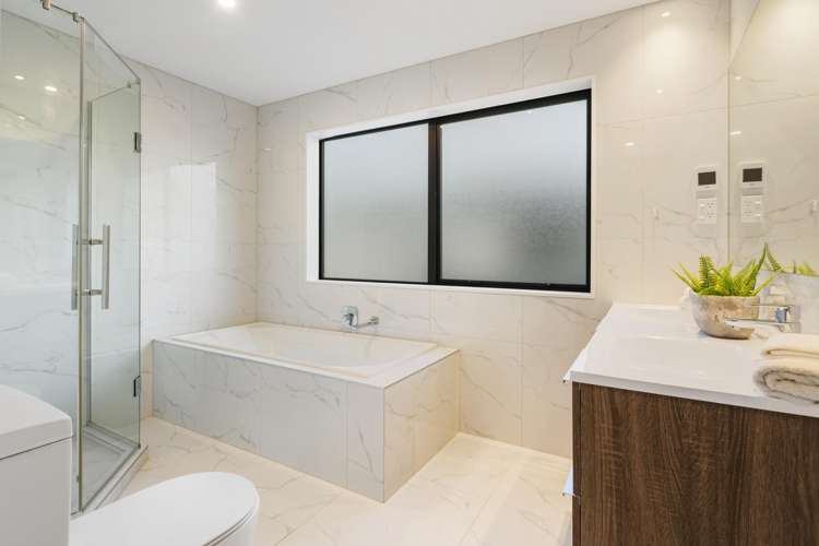 12 Tawatawa Street Long Bay_24
