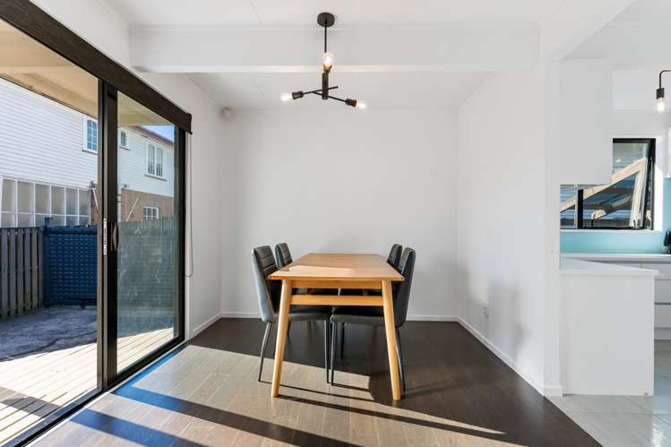 5B The Drive Epsom_10