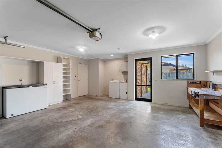 8 Cambelldon Crescent Stoke_23