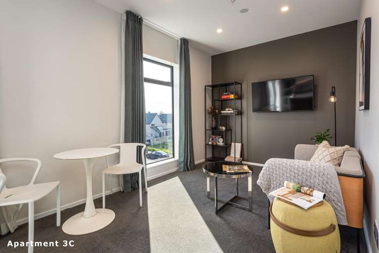 2C/207 Kilmore Street_0