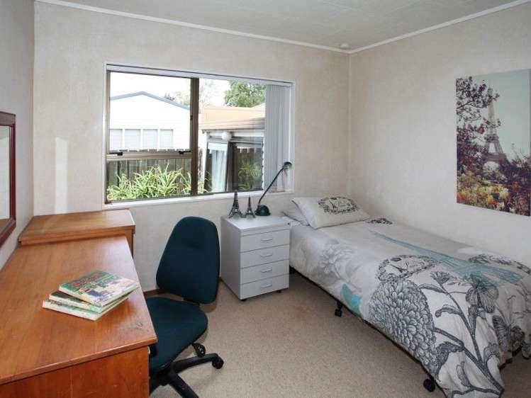 37 Edmund Hillary Avenue Papakura_10