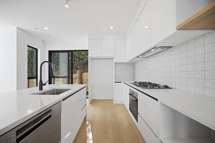 Lot 1-4/16 Waverley Avenue Glenfield_17