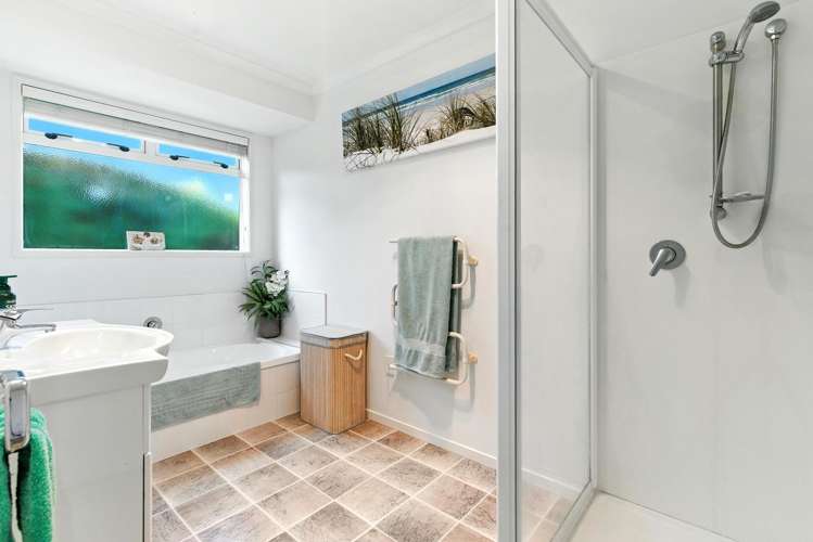 32 Rosella Drive Welcome Bay_14