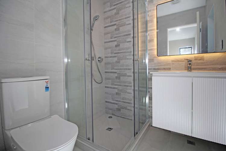 2/136 Penrose Road Mt Wellington_11