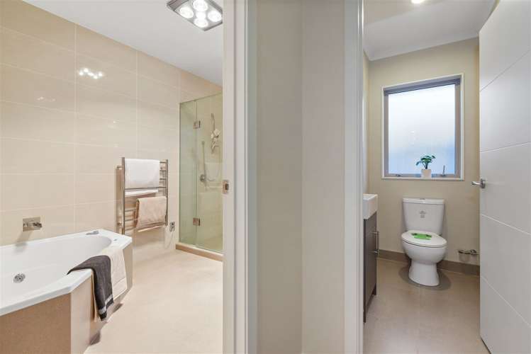 2 Cole Thomas Place Huntington_31