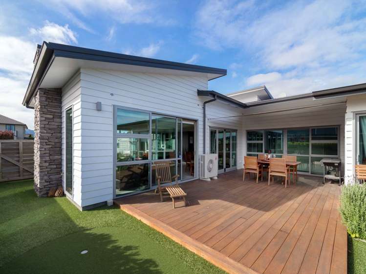 17 Ernest Kemp Rise Wharewaka_16