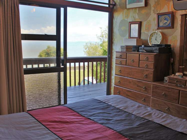 439 Fergusson Drive Thames_22