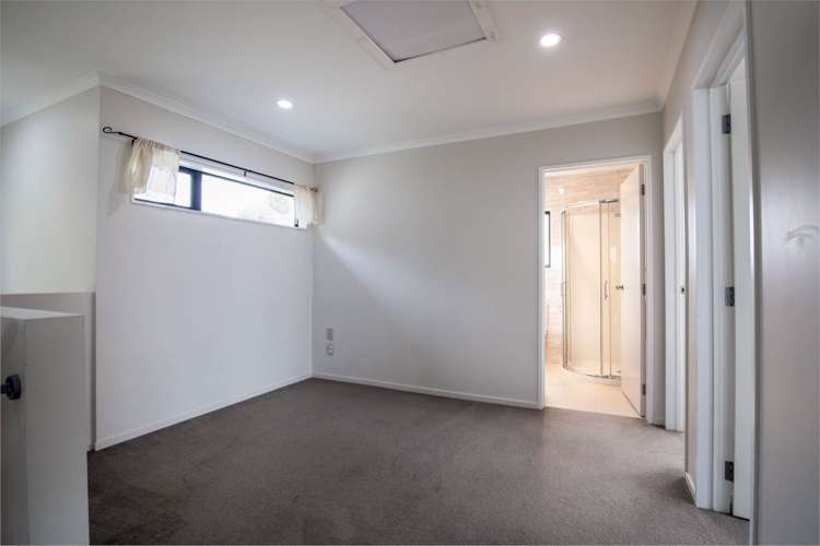 37c Simpson Road Ranui_18