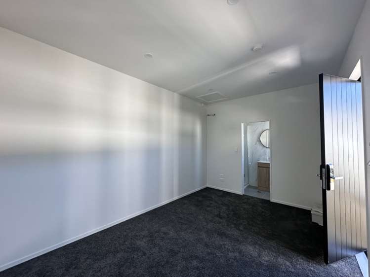 51 Survila Street 10938_11