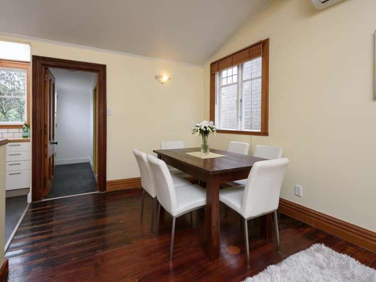 14 Luxford Street Berhampore_19