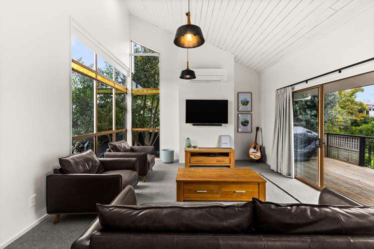 24 Ngarimu Crescent Taradale_11