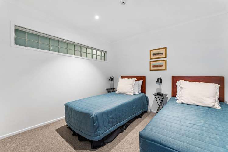 301/178 Marine Parade Mt Maunganui_13