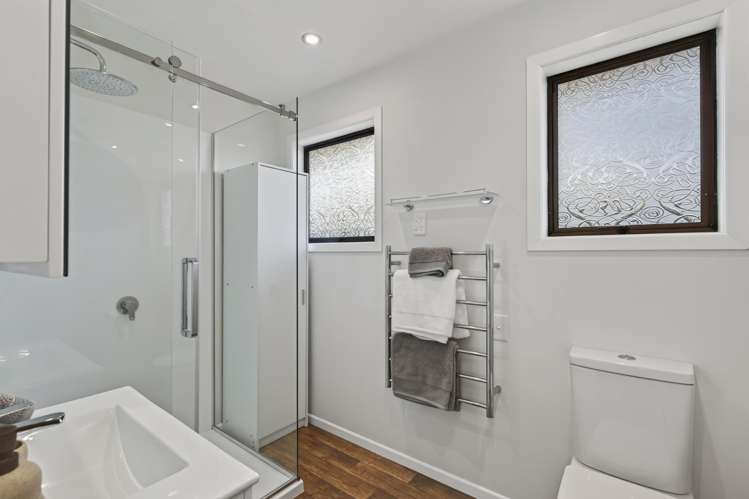 8 Silby Street Waitara_19