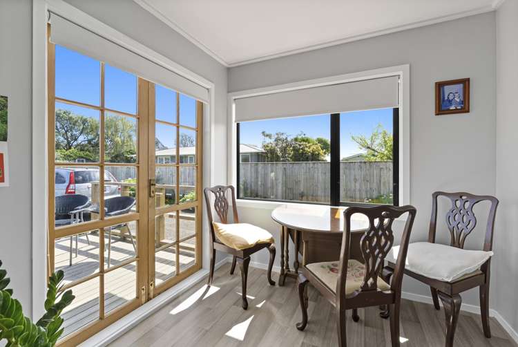 21 Old Coach Road Otaki Beach_2