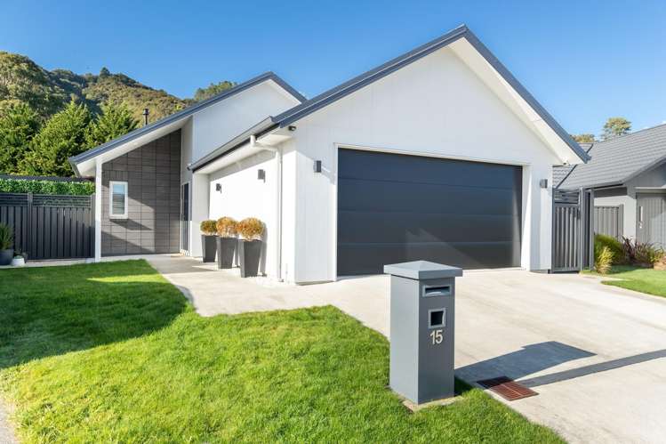 15 Salisbury Crescent_0