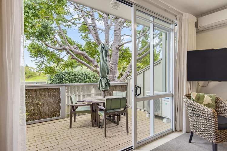 Unit 1, 4, 15/4-8 Matatua Road Raumati Beach_7