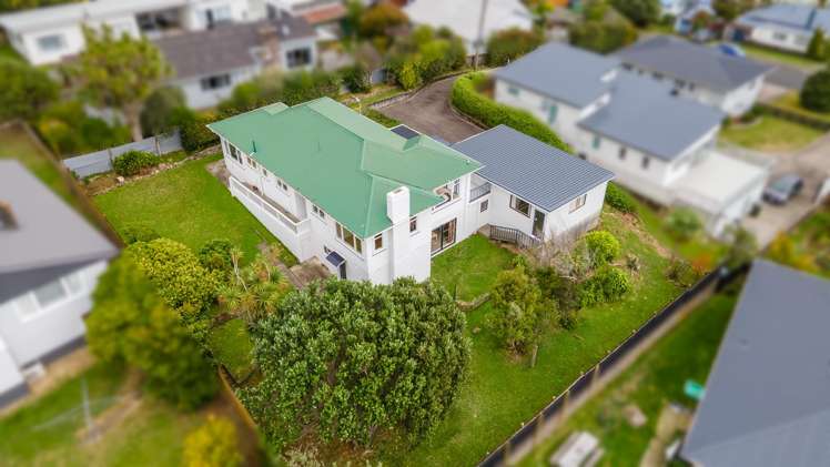 30 Tawa Terrace Tawa_17