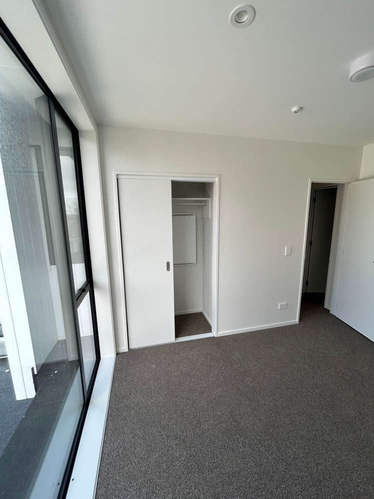 4/16 Treasure Lane Te Atatu South_4