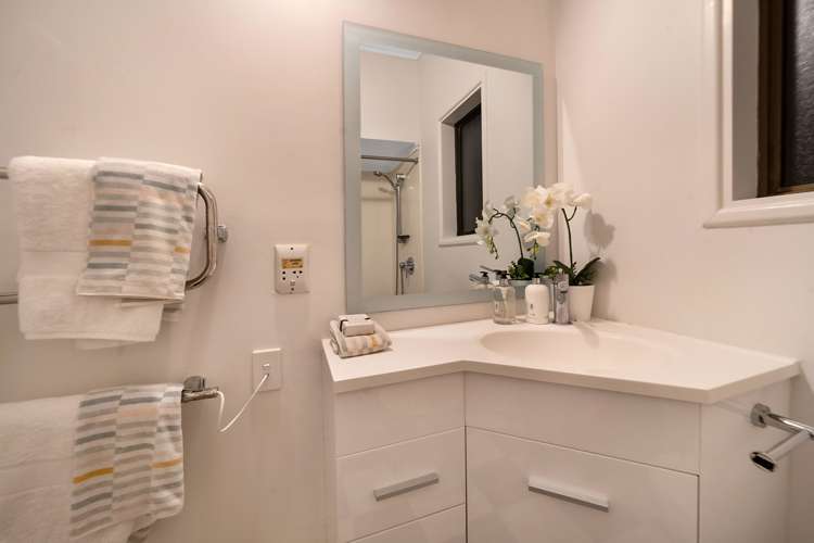 1/6 Alison Avenue Takapuna_20