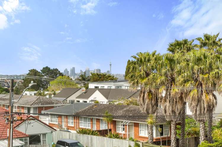 5a Lomond Street Takapuna_16