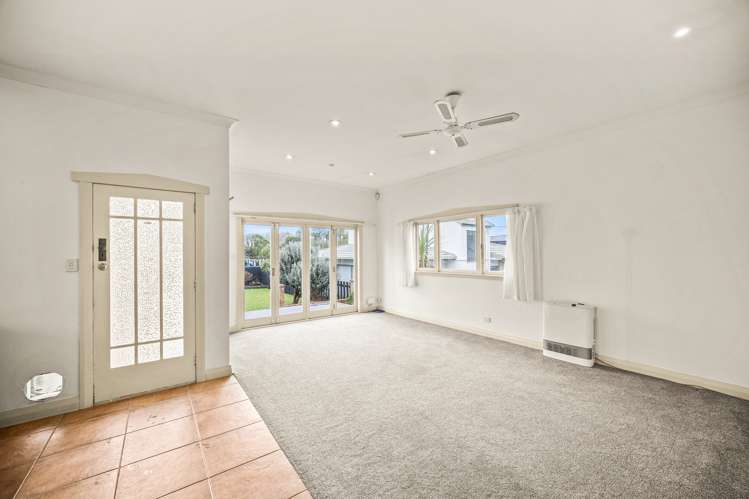 36 Te Ra Road Point Chevalier_7