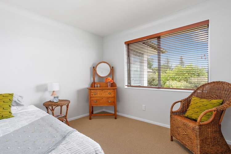 30 Carol Lee Place Albany Heights_16