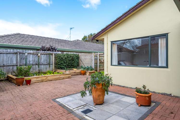 124 Golfland Drive Golflands_24