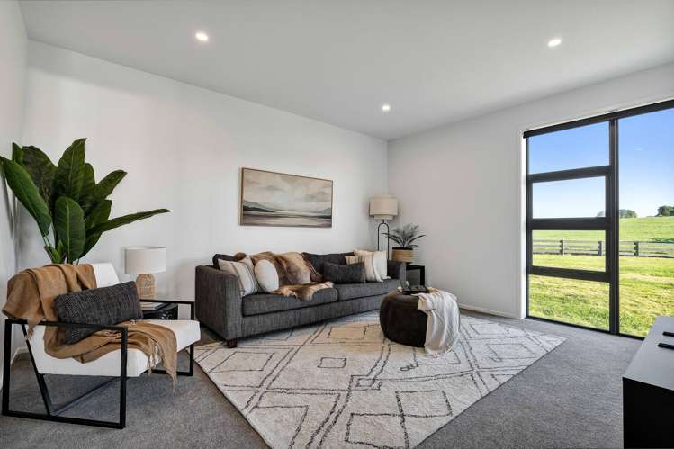 29 Washer Road Omata_16